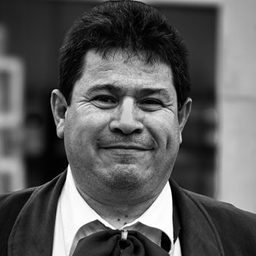 Luis F.